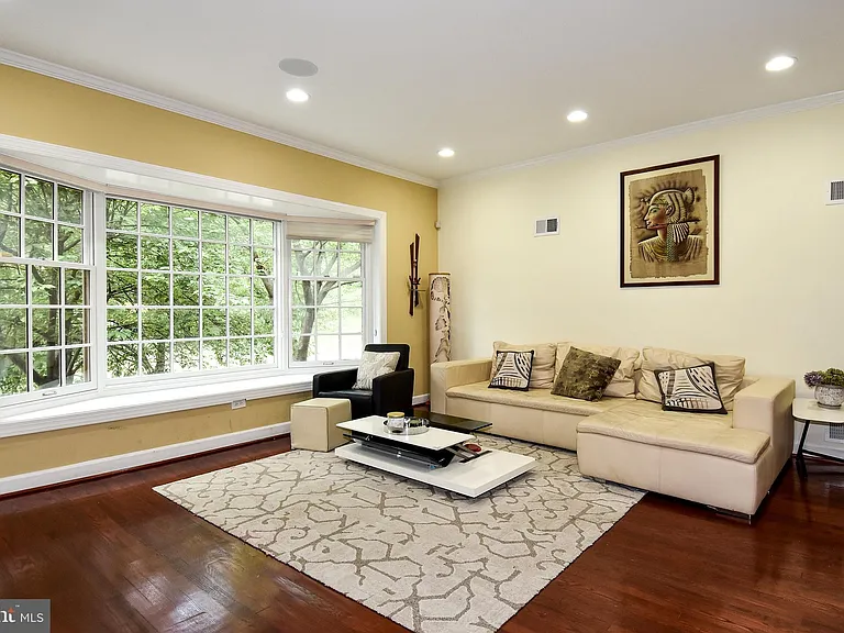 5153 Westbard Ave #15 — Photo 11