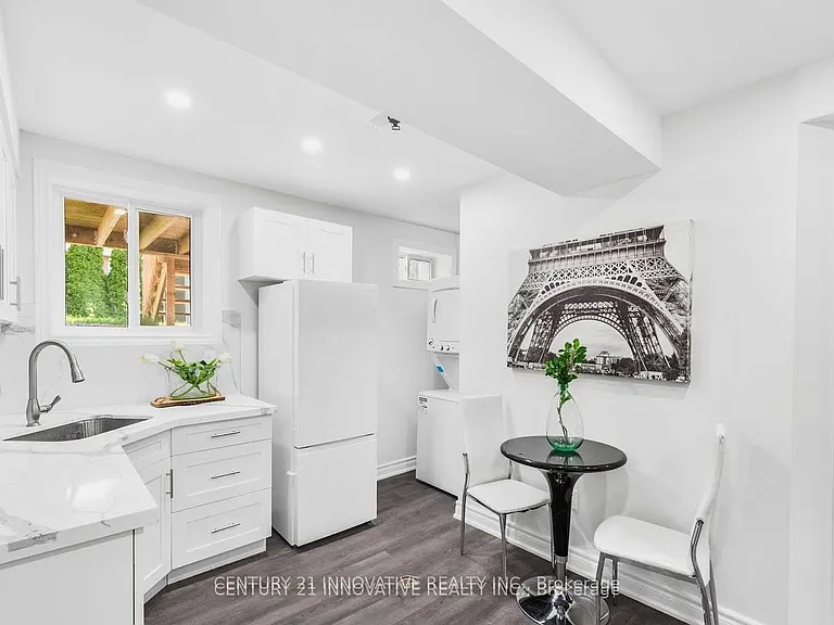17 Chopin Ct — Photo 7