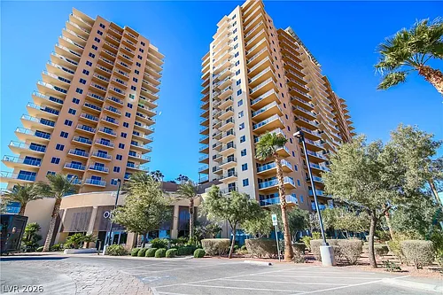 8255 Las Vegas Blvd S Photo 1