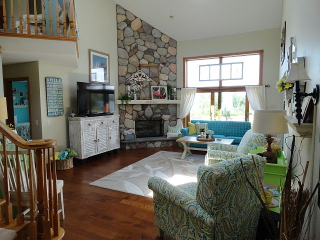 Great room/gas fireplace