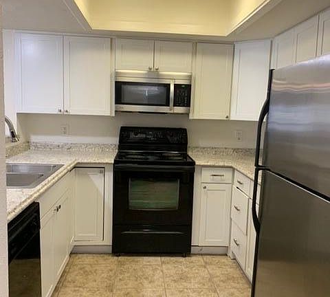 5th image of 1505 N Center St Unit 111