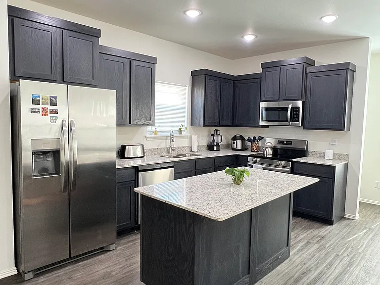 1018 S Benchmark Ln #2 — Photo 4
