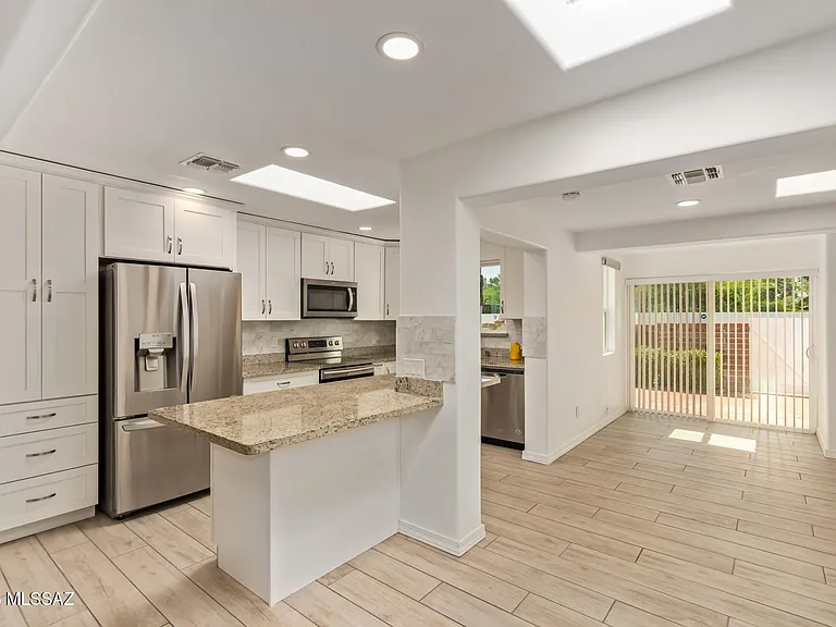 434 S Vista Del Rio — Photo 10