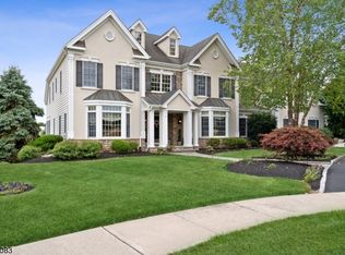 15 Groff Ct, Flemington, NJ 08822