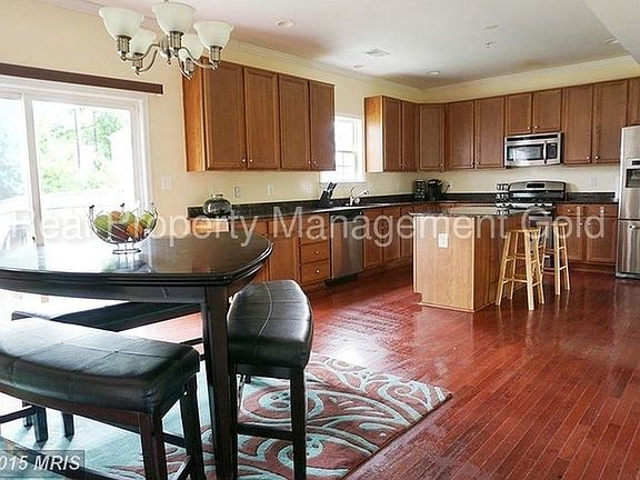 3rd image of 48051 Baywoods Dr