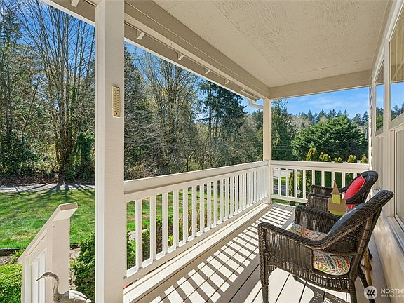 3rd image of 4037 Stohlton Road SE