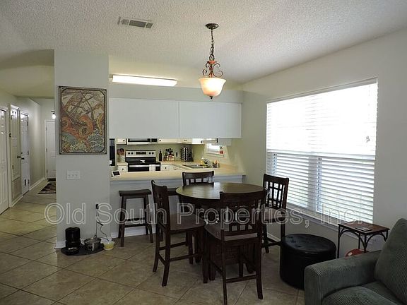 5th image of 3060 Flintlock Dr