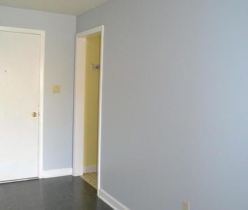 3rd image of 404 Confederate Cir