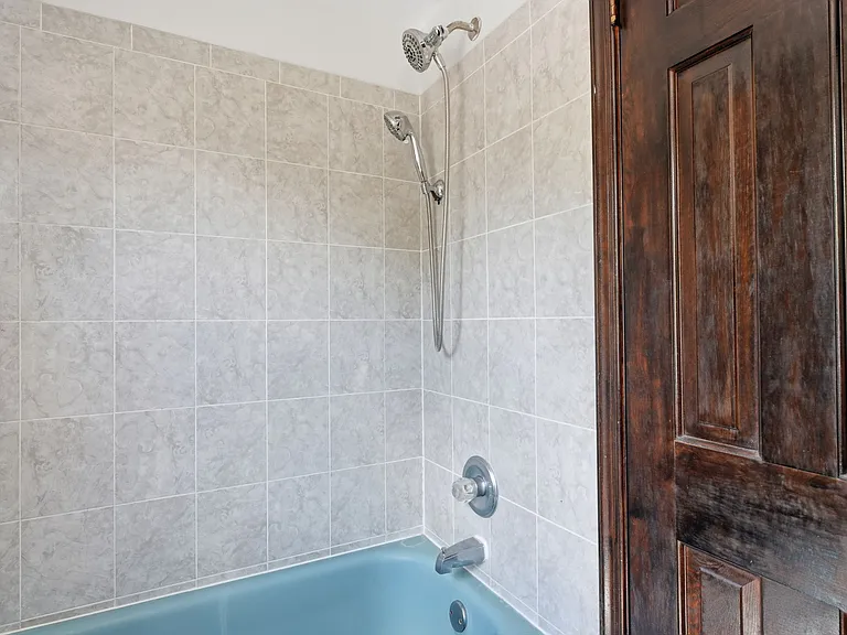 612 Bustleton Pike — Photo 39