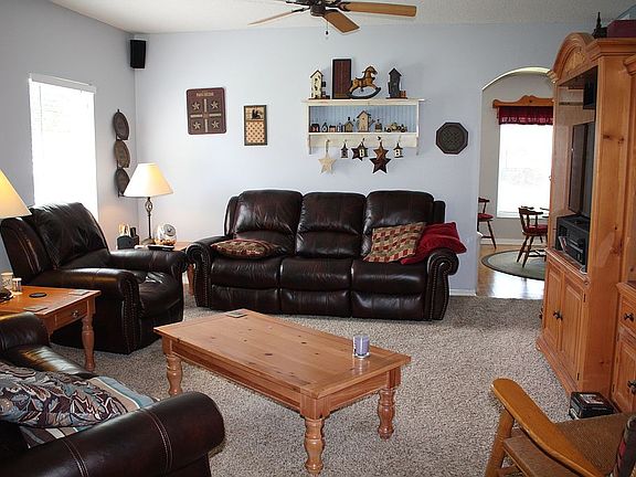 4th image of 5326 New Savannah Cir