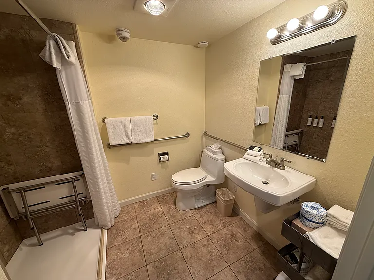 6610 N Lake Blvd #116 — Photo 3