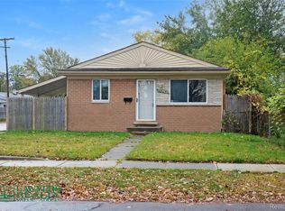 20562 Vermander Ave, Clinton Township, MI 48035