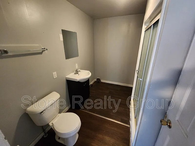 1 bed, 1.0 bath, $650 — Photo 4