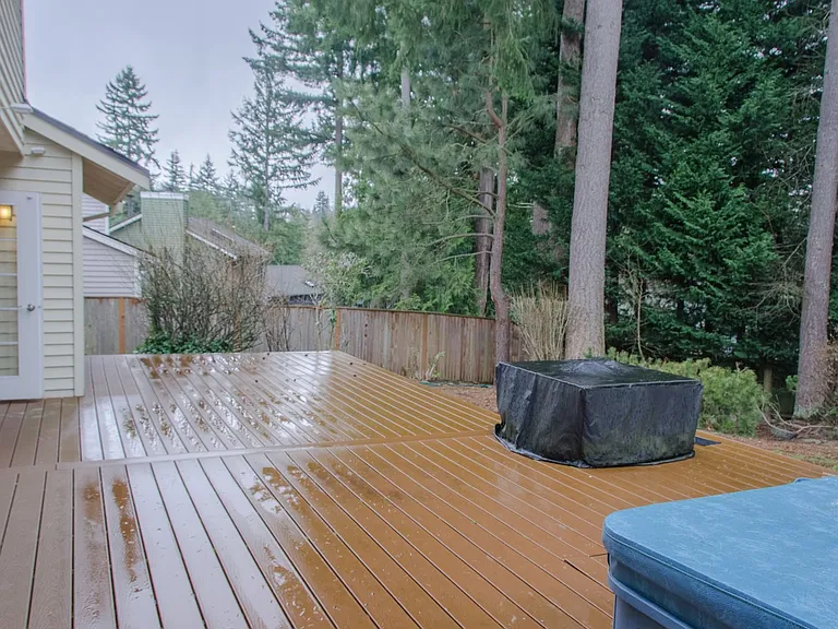 23954 SE 42nd Pl — Photo 34