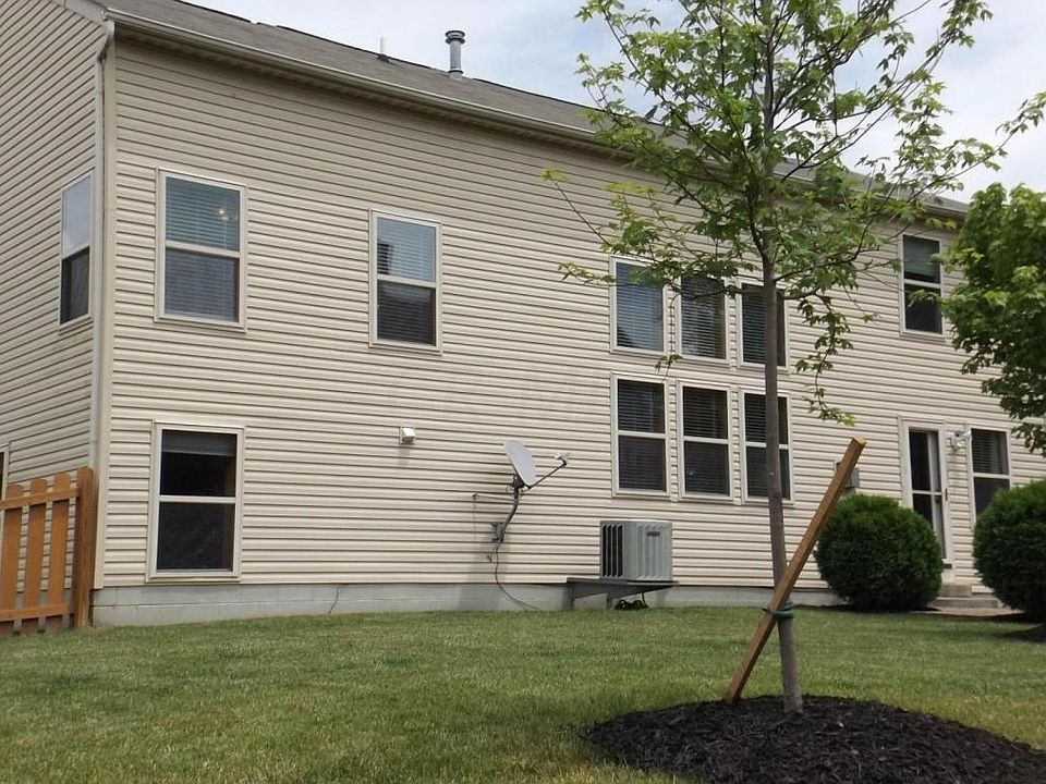 2nd image of 8261 Woodstream Dr NW