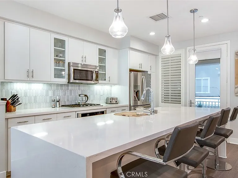 10 Brownstone Way — Photo 9
