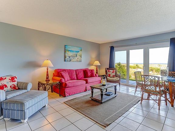 3rd image of 3150 S Fletcher Ave APT 105