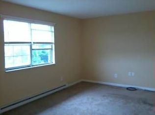56 Unionville Ave APT 3B, Sussex, NJ 07461