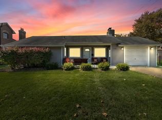 223 S West St, Naperville, IL