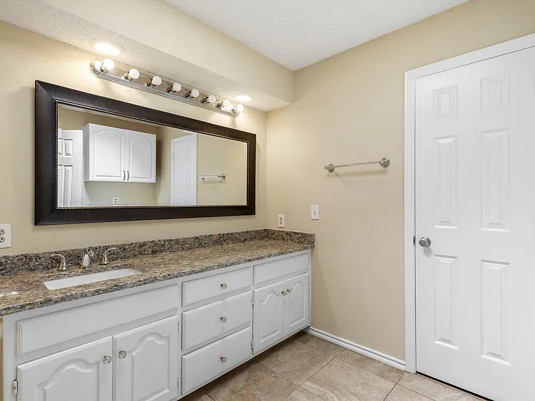 4124 Camino Dr — Photo 19