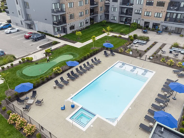 The Gem Apartments — Photo 4