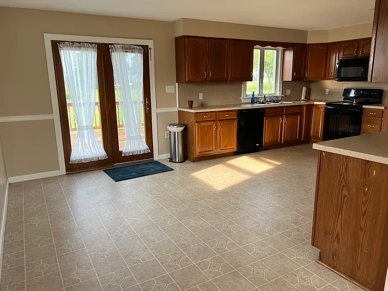 1092 Paper Mill Rd — Photo 5