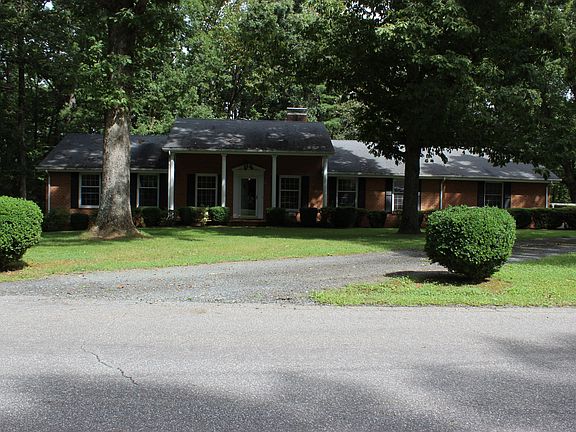 3rd image of 855 Miriam Hill Dr