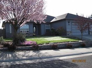 194 Ridgeway Ave, Central Pt, OR 97502