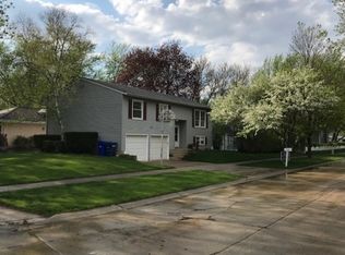 1120 S Prospect St, Wheaton, IL 60189