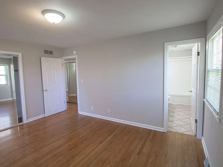 2207 Bushnell Dr — Photo 15