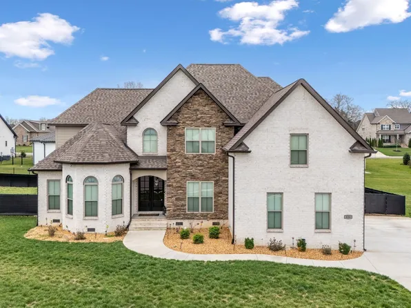 626 Reichert Ct, Murfreesboro, TN 37130