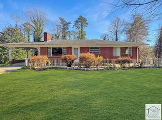 303 Melrose Dr, Bassett, VA 24055