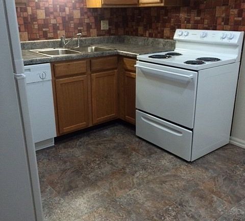 2nd image of 101 Woolery Ln