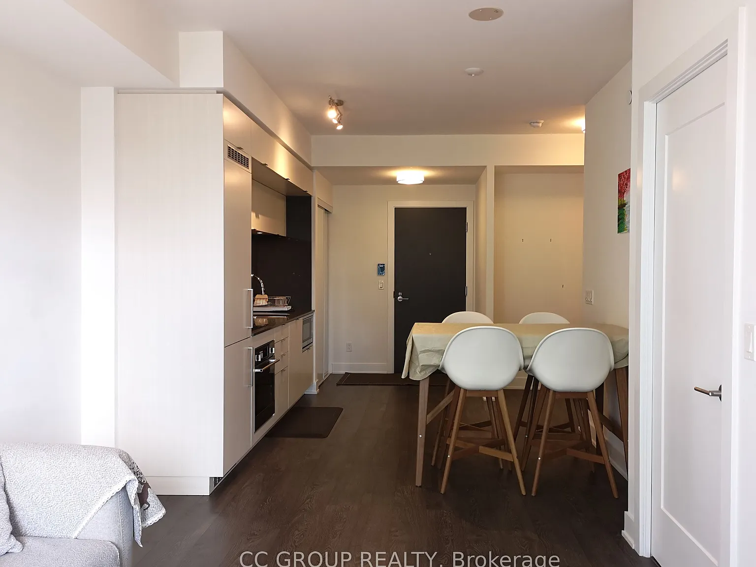 2 bed, $2,700 — Photo 2