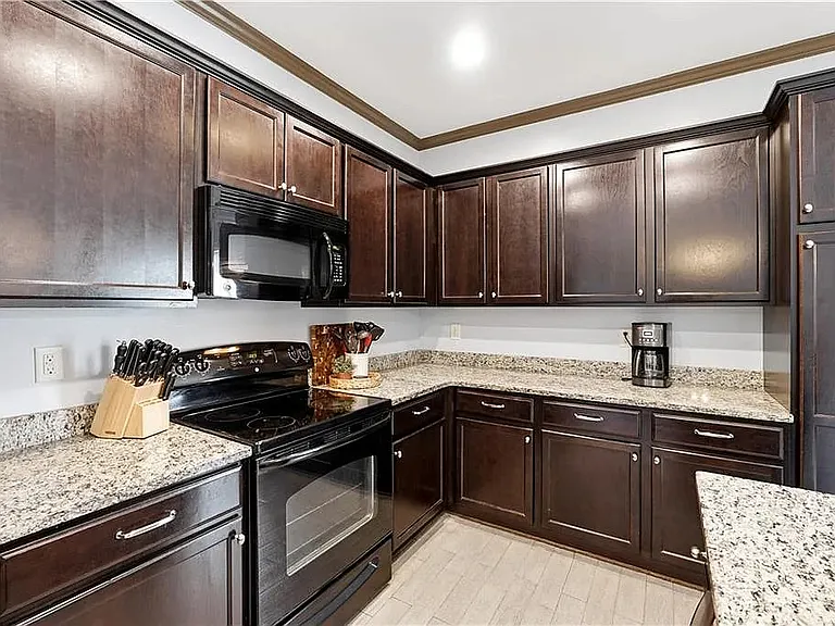 3345 Ivey Ridge Rd — Photo 8
