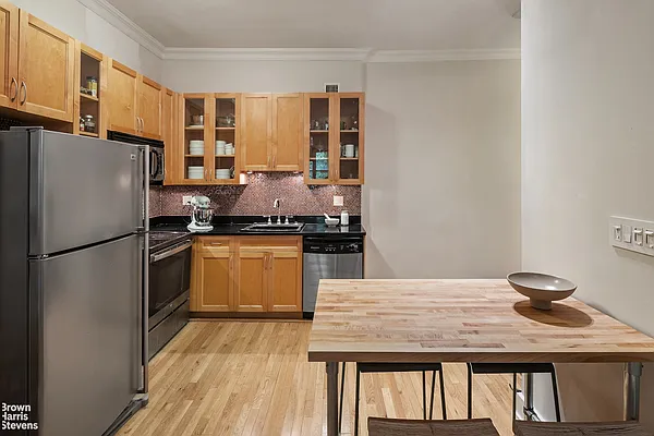 Rented by Brown Harris Stevens | media 13