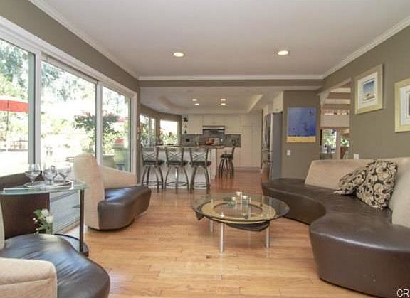 Spacious family room with breakfast bar!