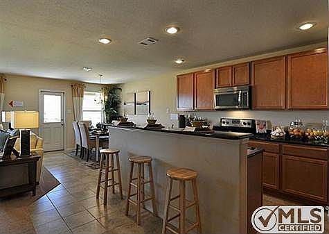 5th image of 6041 Fantail Dr