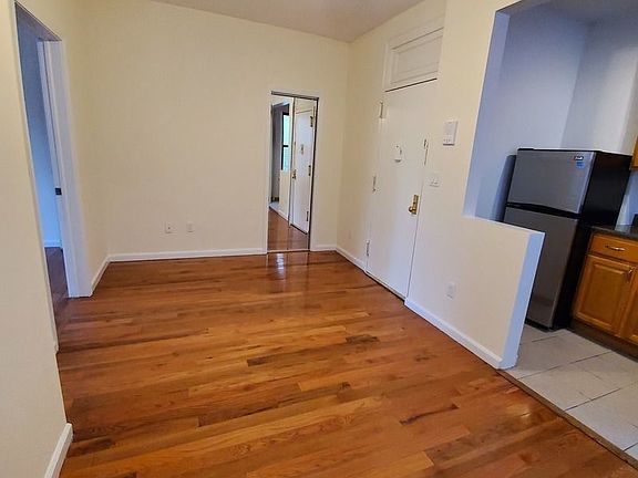 3rd image of 31-74 35th St