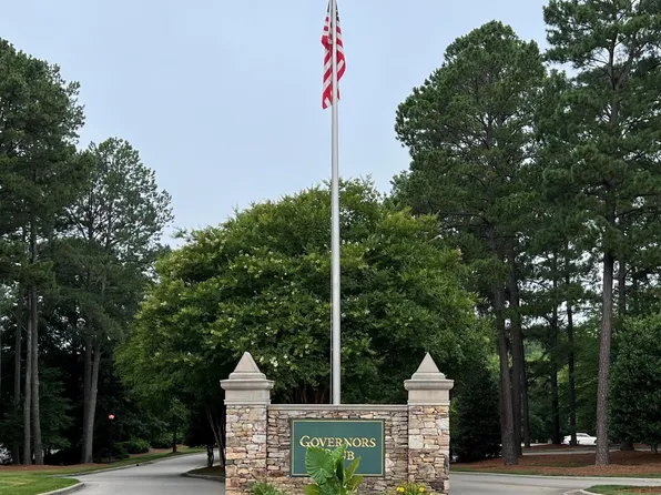 19102 Stone Brk #1002, Chapel Hill, NC 27517