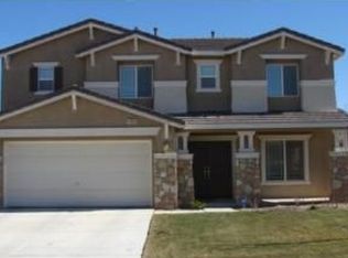 14833 Coachman Rd, Victorville, CA 92394