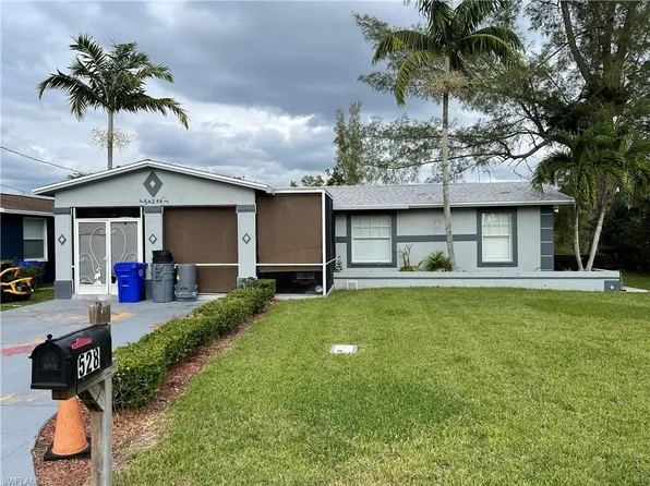 528 14th ST N, NAPLES, FL 34102