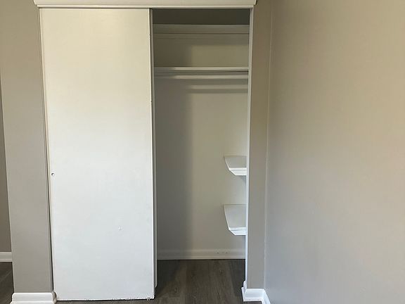 4th image of 8303 S 38th St