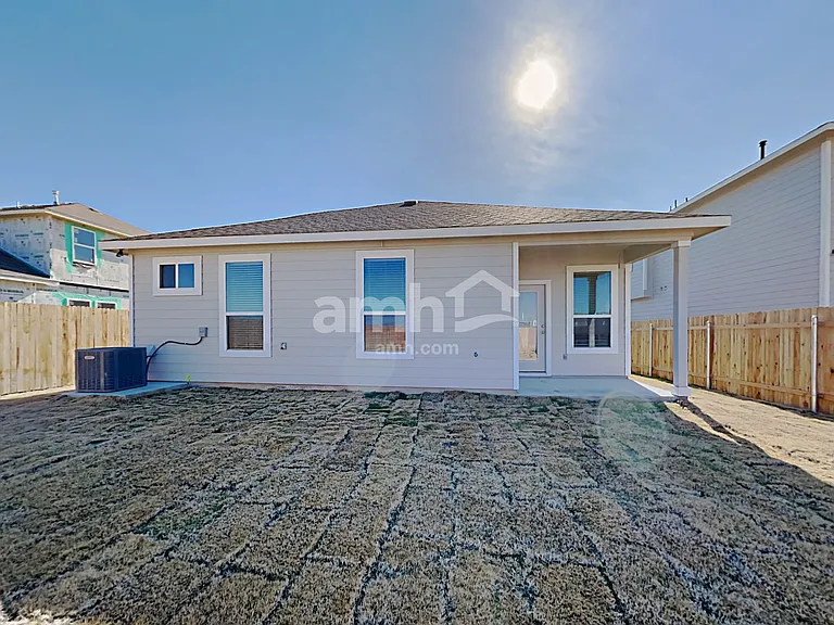 211 Pebble Creek Run — Photo 14