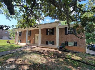 1125 Ponderosa Dr, Powell, TN 37849