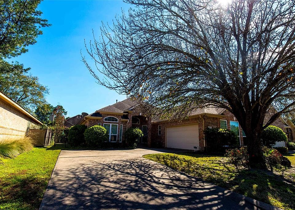 1st image of 3111 Evergreen Oak Dr