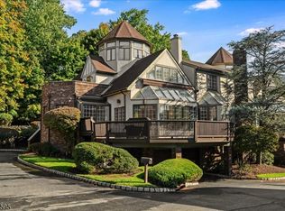 10 Kips Rdg BUILDING C0010-10, Montclair Township, NJ 07044