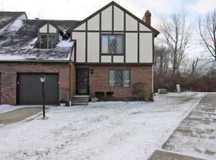 60 Westminster Ln, Kent, OH 44240