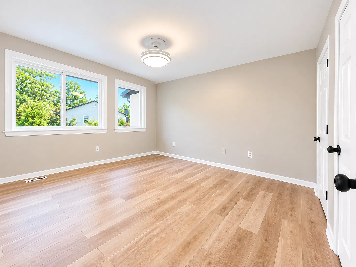 4 bed, 3.5 bath, 2101 sqft, $3,400 — Photo 2