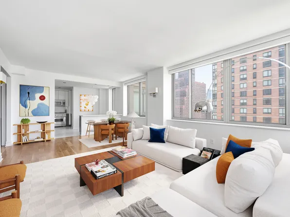 2 Columbus Avenue image 1 of 24